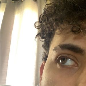 Meet your Posher, Johnathan